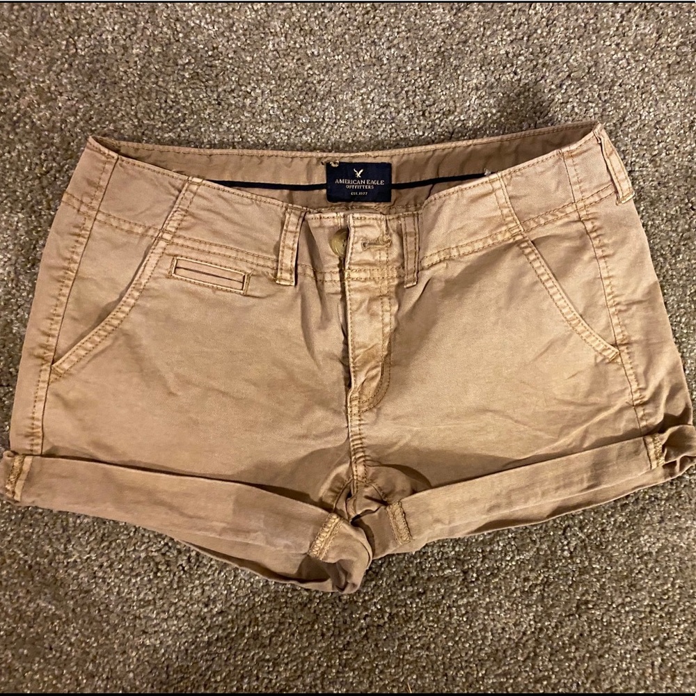 Khaki American Eagle shorts